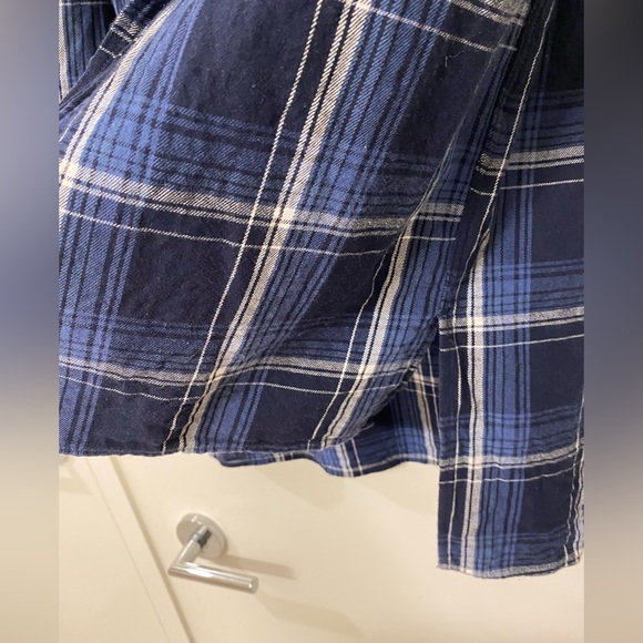 Forever 21 Blue Plaid Men’s Sleeveless Shirt - Picture 5 of 8